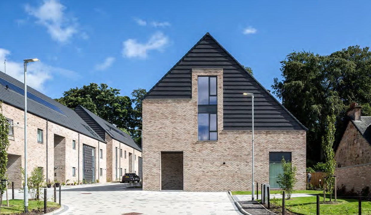 Housing on Kilsyth Road