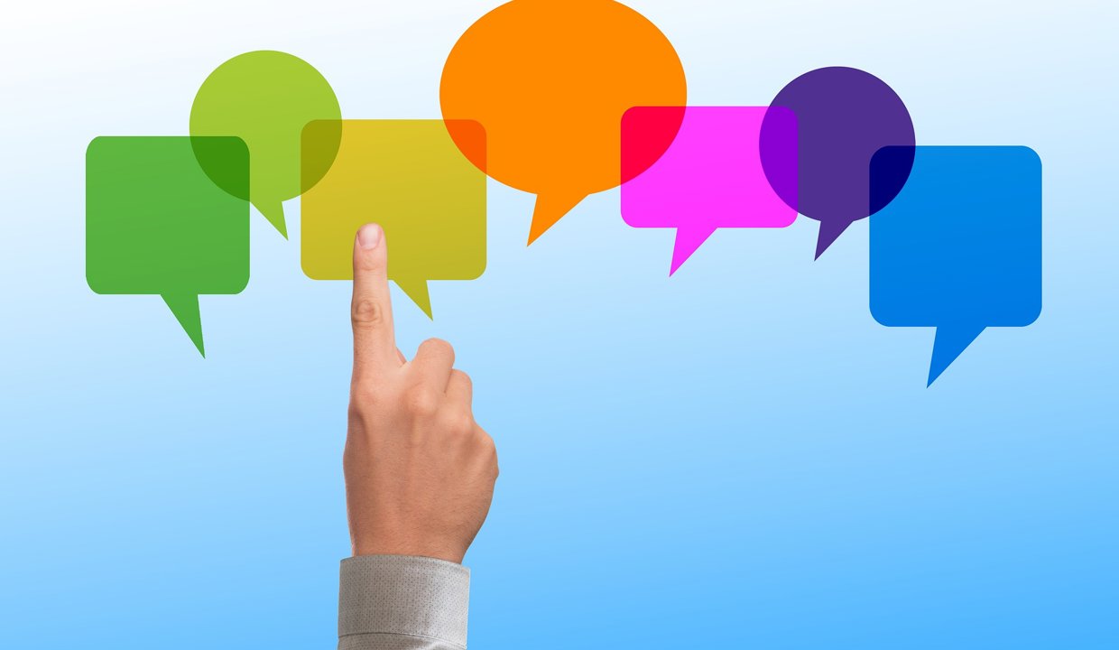 graphic of a hand selecting a comment online