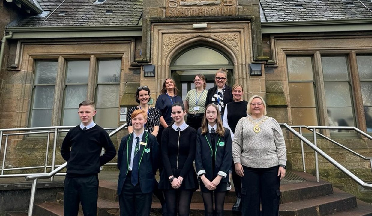 Provost Renwick with Lenzie Academy pupils and Families Outside reps