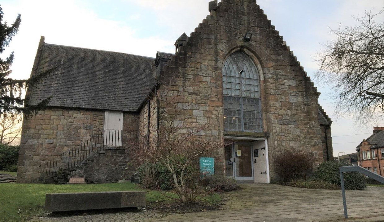 Auld Kirk Museum from the outside