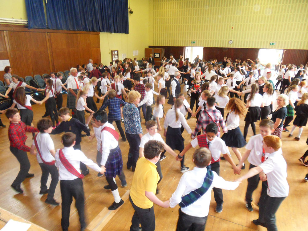 pupils country dancing